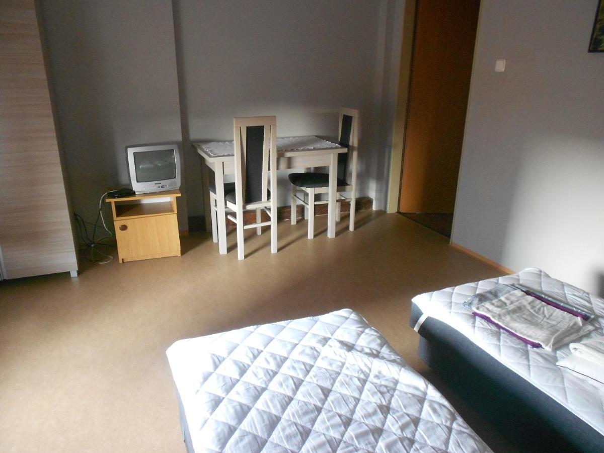 Hostel "Na Bocianowie" Bydgoszcz Buitenkant foto
