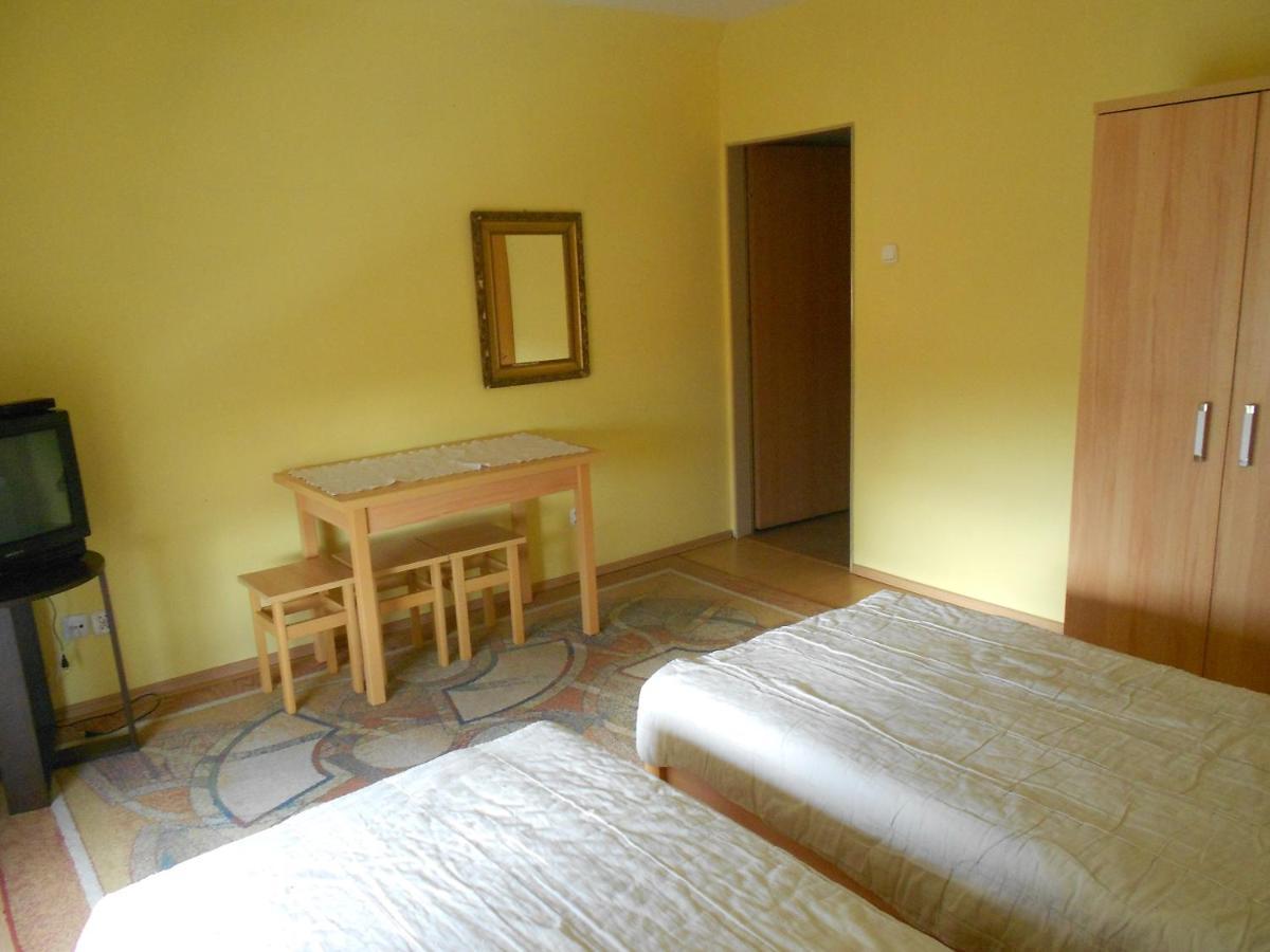 Hostel "Na Bocianowie" Bydgoszcz Buitenkant foto