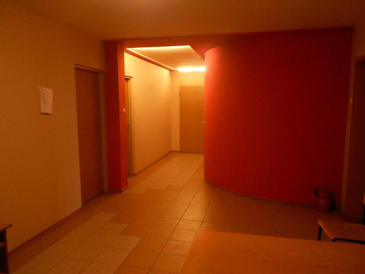 Hostel "Na Bocianowie" Bydgoszcz Buitenkant foto