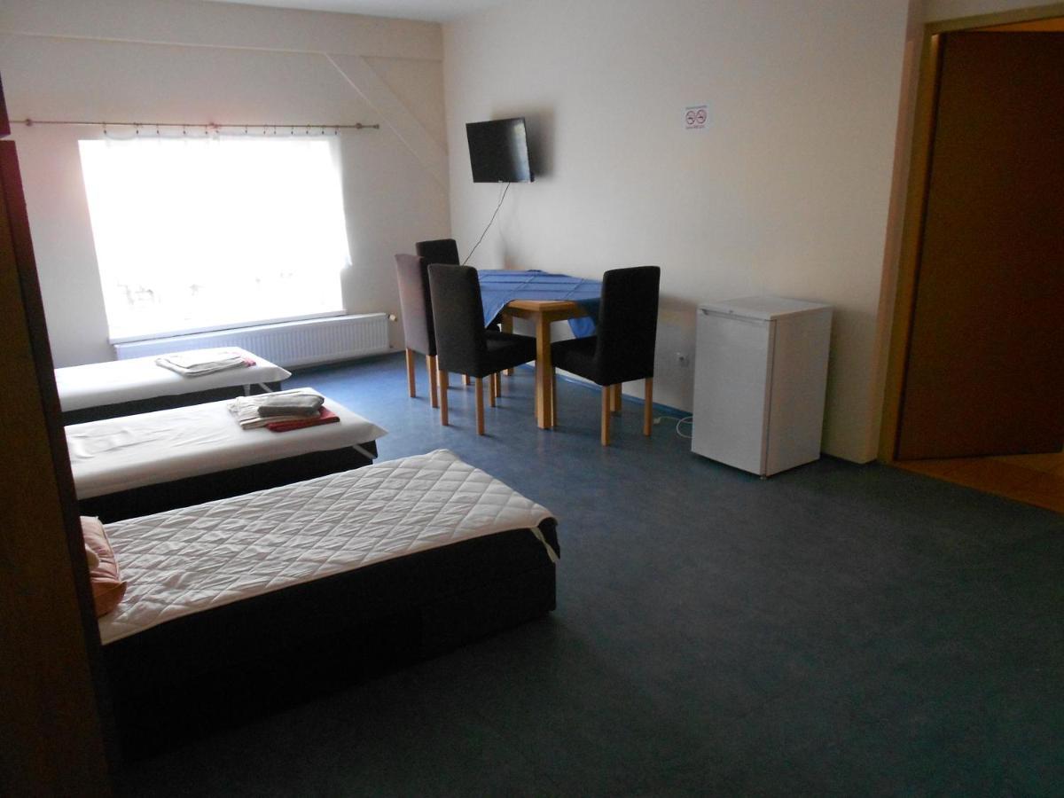 Hostel "Na Bocianowie" Bydgoszcz Buitenkant foto