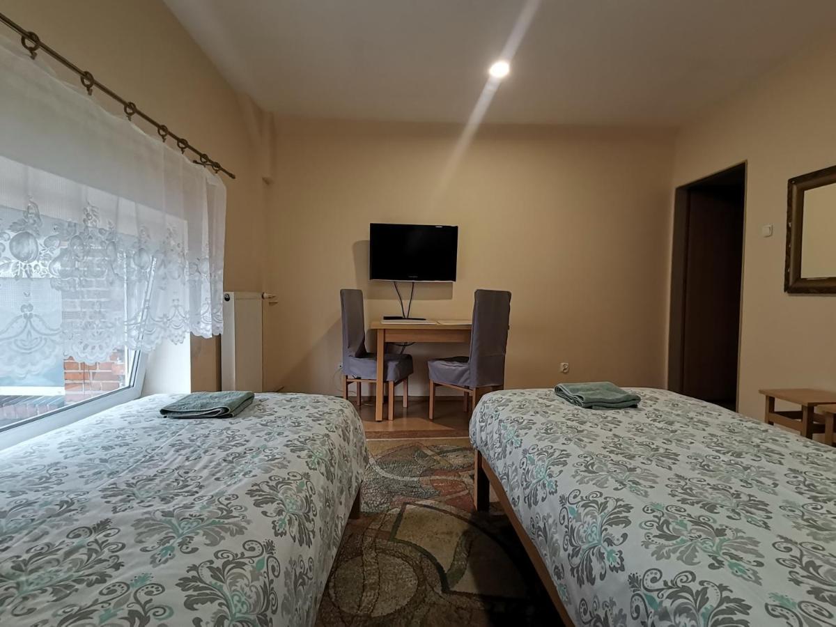 Hostel "Na Bocianowie" Bydgoszcz Buitenkant foto