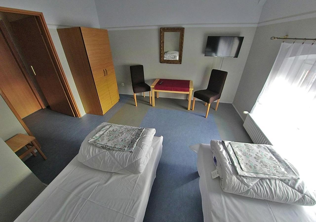 Hostel "Na Bocianowie" Bydgoszcz Buitenkant foto